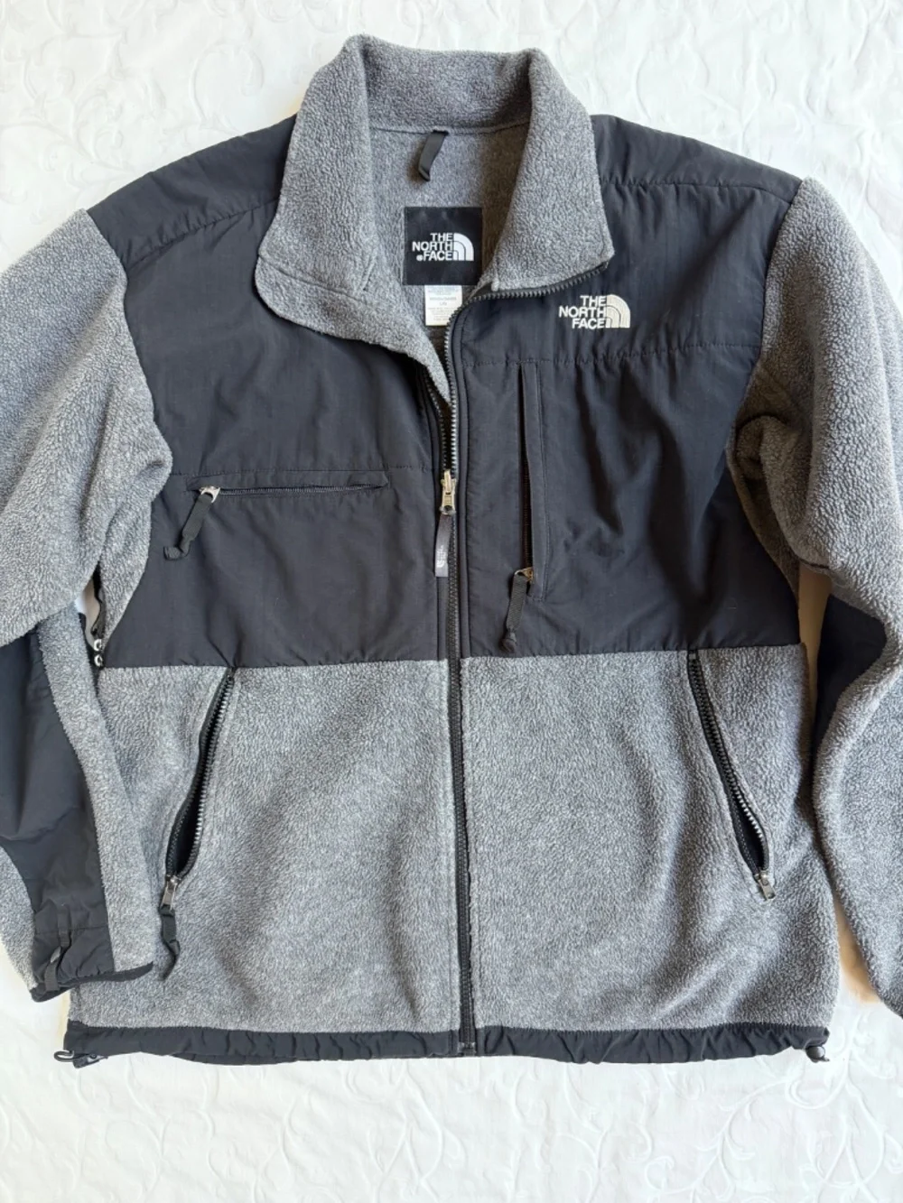 Men’s North Face Denali Fleece Jacket Gray and Black Sz L